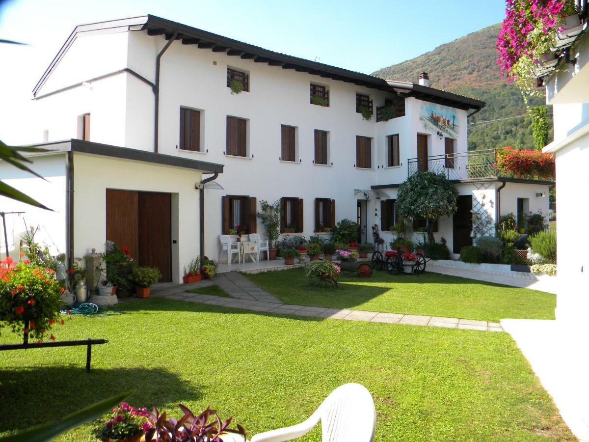 Agriturismo Alle Ruote Villa Meduno ภายนอก รูปภาพ